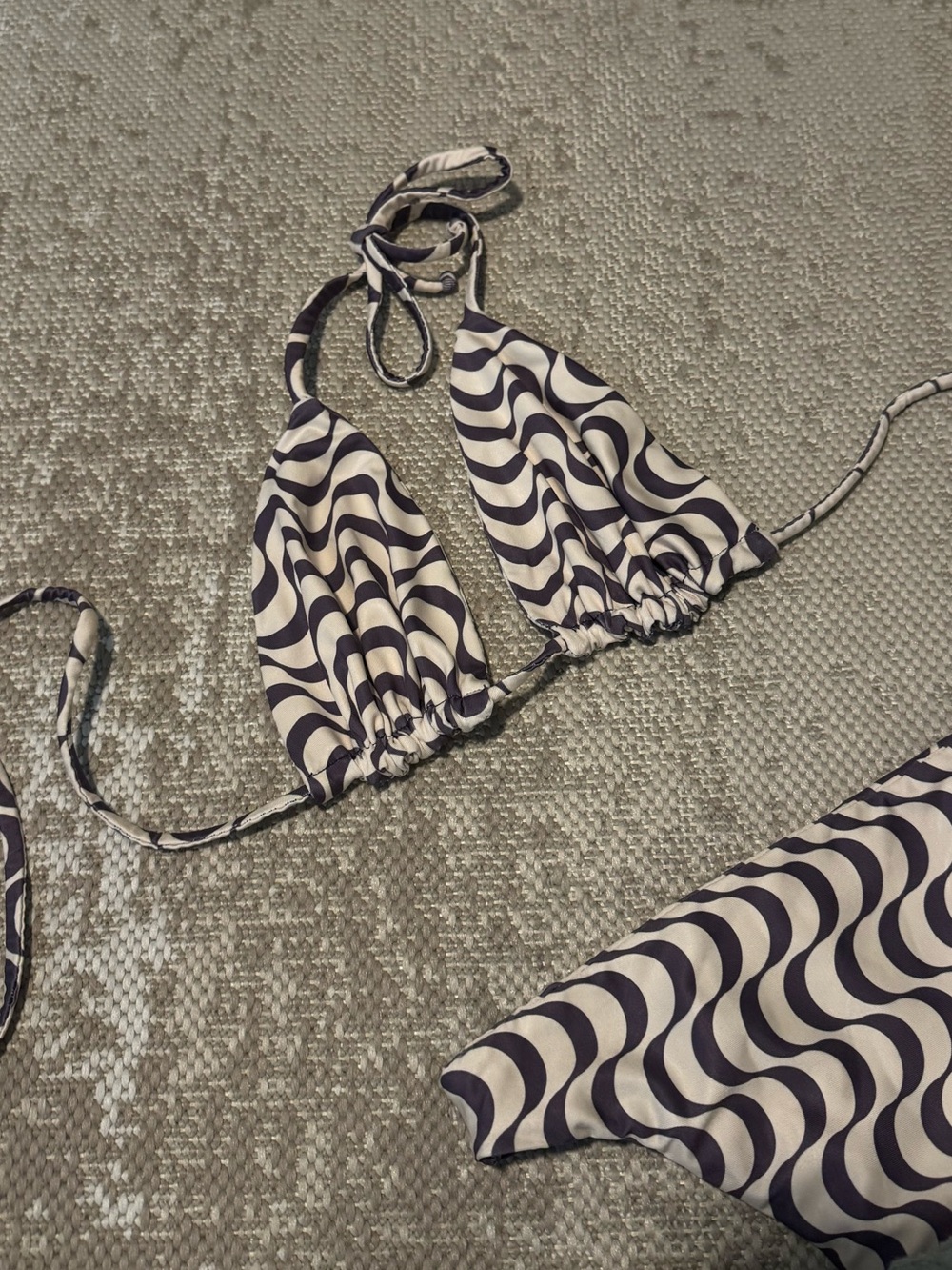 Wavy Print Custom Triangle Bikini Set - Picture 3 of 5
